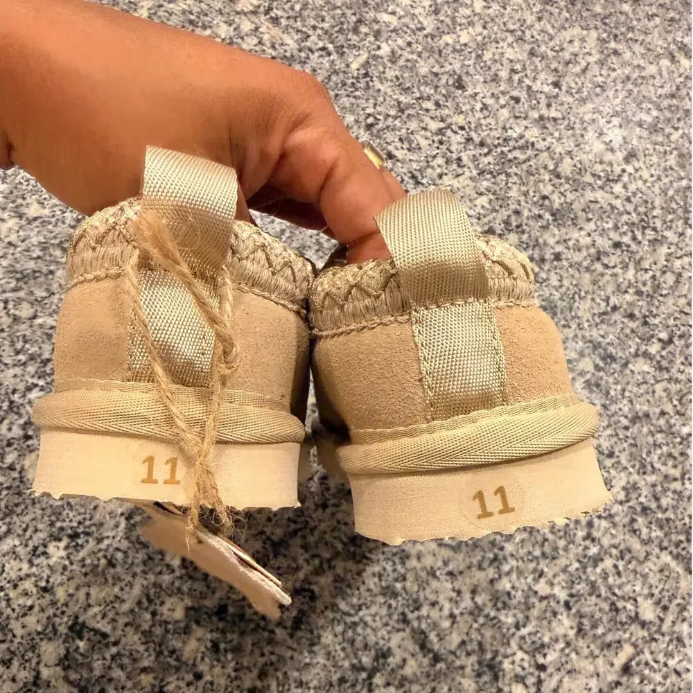 Cozy Kids Project Cloud Beige Suede Fur-Lined Slippers - Size 11